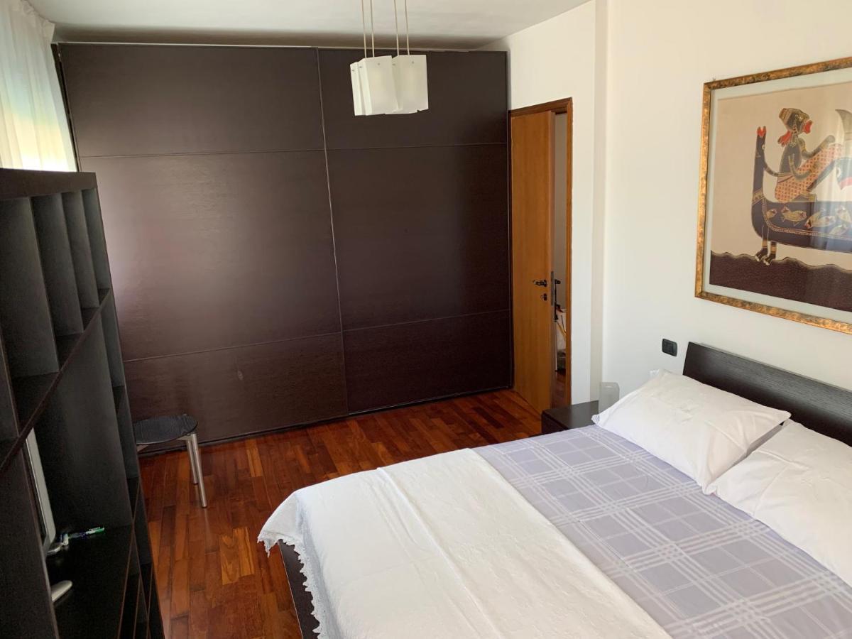 Near Como, Charming Apartment With Fireplace Grandate Zewnętrze zdjęcie