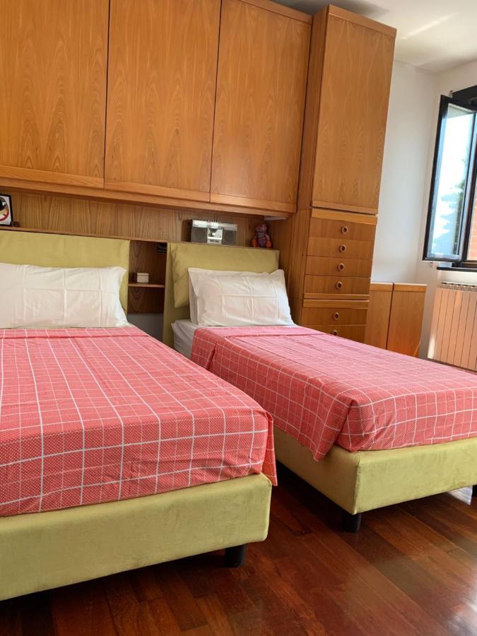 Near Como, Charming Apartment With Fireplace Grandate Zewnętrze zdjęcie